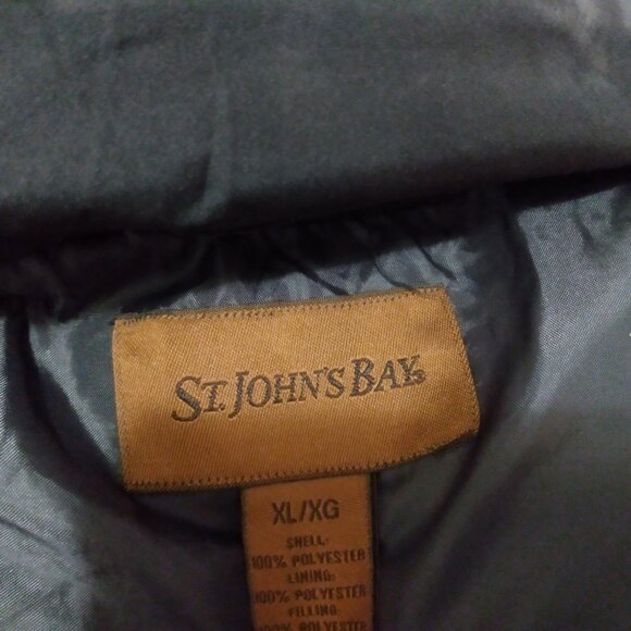 St. Johns Bay Men's Black Puffer Vest Size XL - Picture 9 of 9